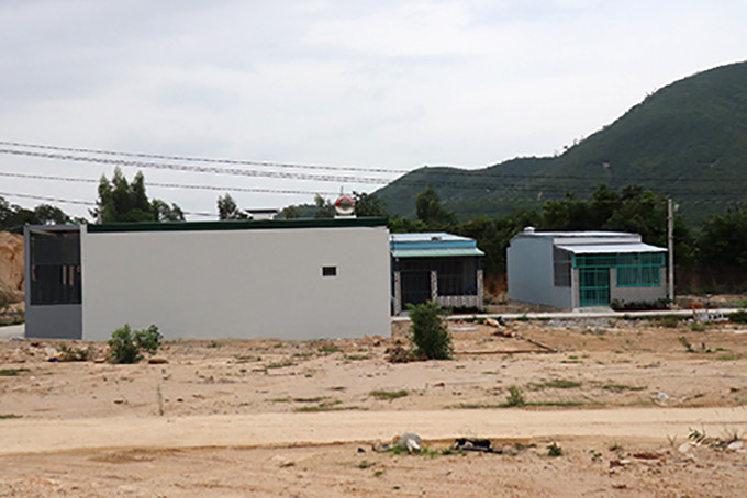  Một khu dân cư tự phát hình thành ngay trên khu đất rừng sản xuất mới được san ủi ở thôn Phước Lợi