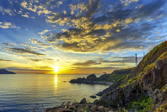 Bình minh trên Bãi Tiên