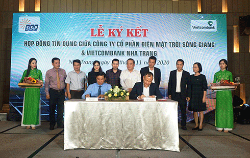 Vietcombank Nha Trang tài trợ 550 tỷ đồng cho dự án Điện mặt trời Sông Giang