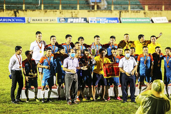 Đội Ford Nha Trang đăng quang chức vô địch giải đấu.