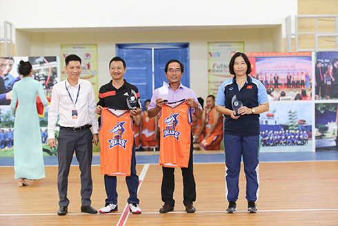 Ra mắt Câu lạc bộ Bóng rổ Nha Trang Sharks NTU