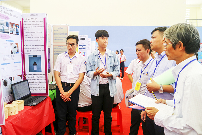 Sân chơi khoa học cho học sinh