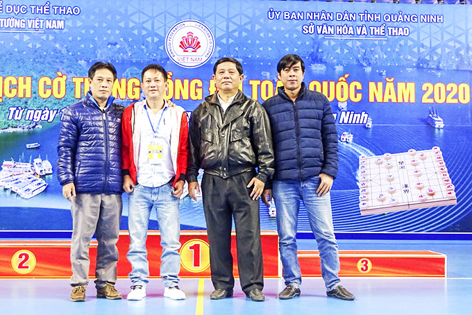 Các kỳ thủ của đội tuyển cờ tướng Khánh Hòa.