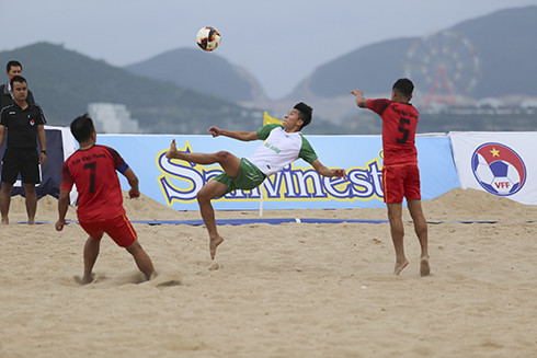Trận chung kết giữa chủ nhà Khánh Hòa và Đà Nẵng.