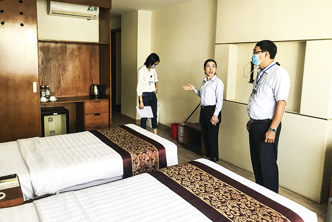 Kiểm tra việc phòng, chống dịch bệnh Covid-19 tại khách sạn Nha Trang Wonderland. 