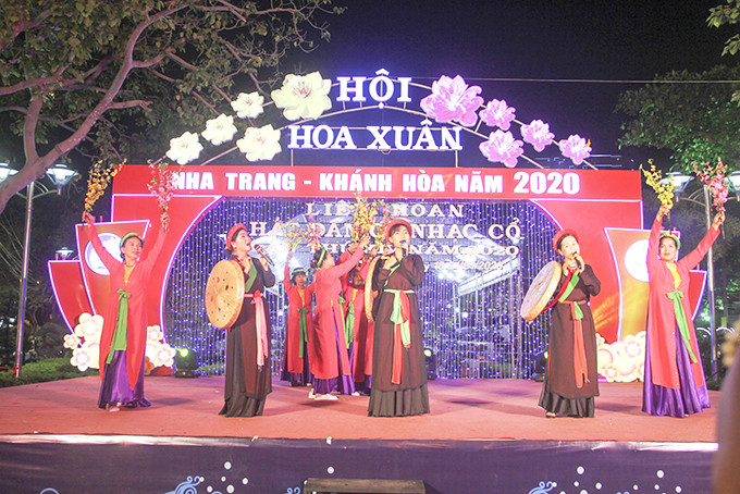 Liên hoan dân ca nhạc cổ được TP. Nha Trang tổ chức trong năm 2020.  