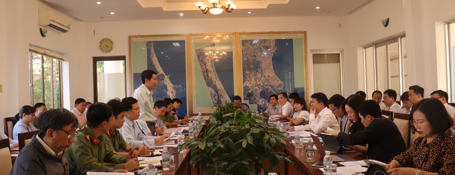 Đoàn công tác Bộ Y tế làm việc với UBND tỉnh Khánh Hoà về công tác phòng, chống dịch Covid -19