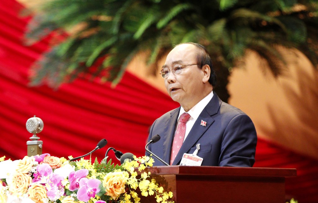 Ông Nguyễn Xuân Phúc, Ủy viên Bộ Chính trị, Thủ tướng Chính phủ thay mặt Đoàn Chủ tịch đọc Diễn văn khai mạc Đại hội