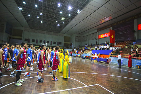 Quang cảnh buổi lễ khai mạc Giải vô địch bóng rổ quốc gia 2021.