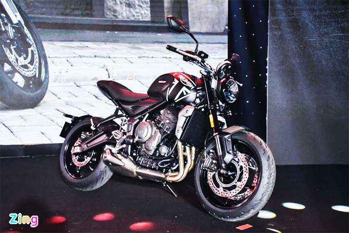 Chi tiết Triumph Trident 660 giá 270 triệu đồng tại Việt Nam
