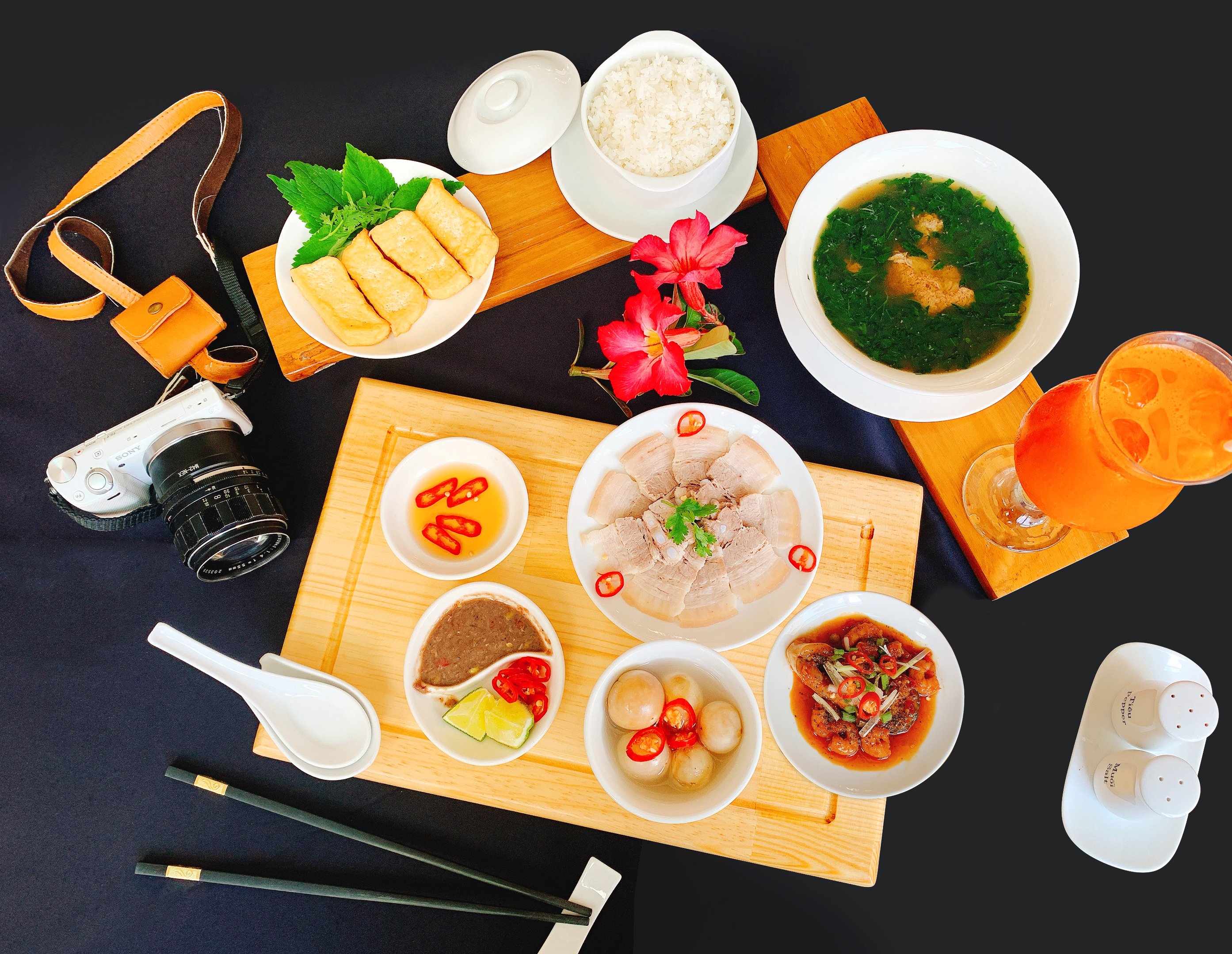 Thưởng thức cơm trưa gia đình chuẩn 5 sao tại TTC Hotel Michelia