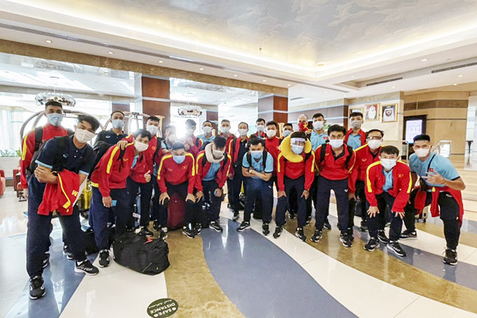 Đội tuyển futsal Việt Nam có mặt tại Dubai chuẩn bị cho 2 trận  play-off với Lebanon.  Nguồn: VFF