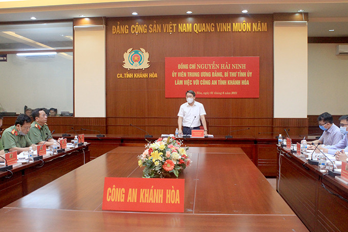 Nguyễn Hải Ninh phát biểu chỉ đạo tại Công an tỉnh Khánh Hòa.