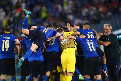 Đội tuyển Italia là đội tuyển vượt qua vòng bảng Euro 2020 sớm nhất sau khi đánh bại đội tuyển Thụy Sĩ với tỷ số 3-0.