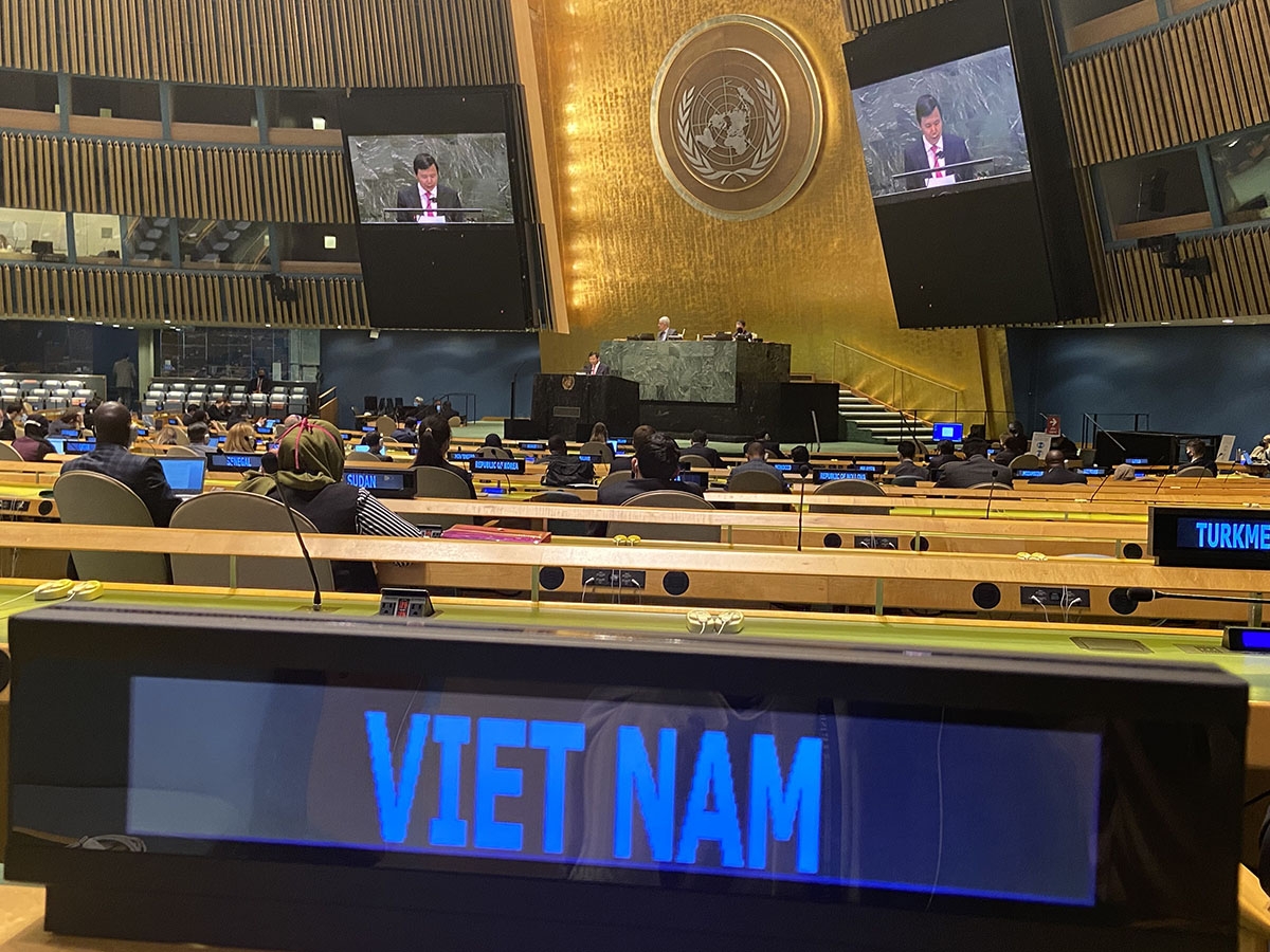 Bằng việc bỏ phiếu thuận, Việt Nam cùng với cộng đồng quốc tế kêu gọi Hoa Kỳ chấm dứt lệnh cấm vận đơn phương đối với Cuba