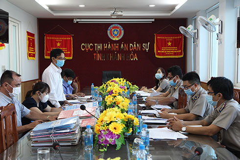 Đoàn kiểm tra, giám sát công tác thi đua khen thưởng làm việc với Cục Thi hành án dân sự tỉnh Khánh Hòa. 