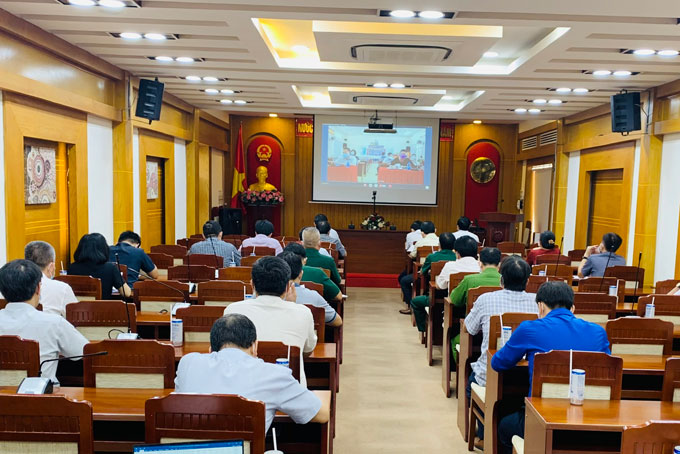 TP. Nha Trang: Sẽ tiếp tục phát phiếu cho người dân đi chợ đến ngày 8-8