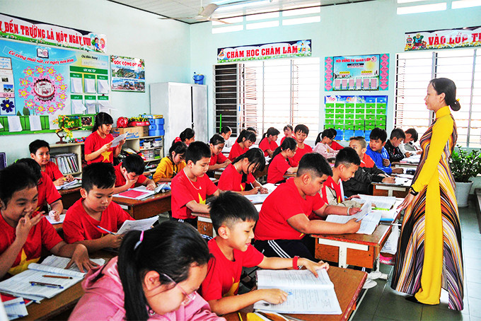  Giờ học ở Trường Tiểu học Vĩnh Thọ (TP. Nha Trang) năm học 2020 - 2021. Ảnh: V.T
