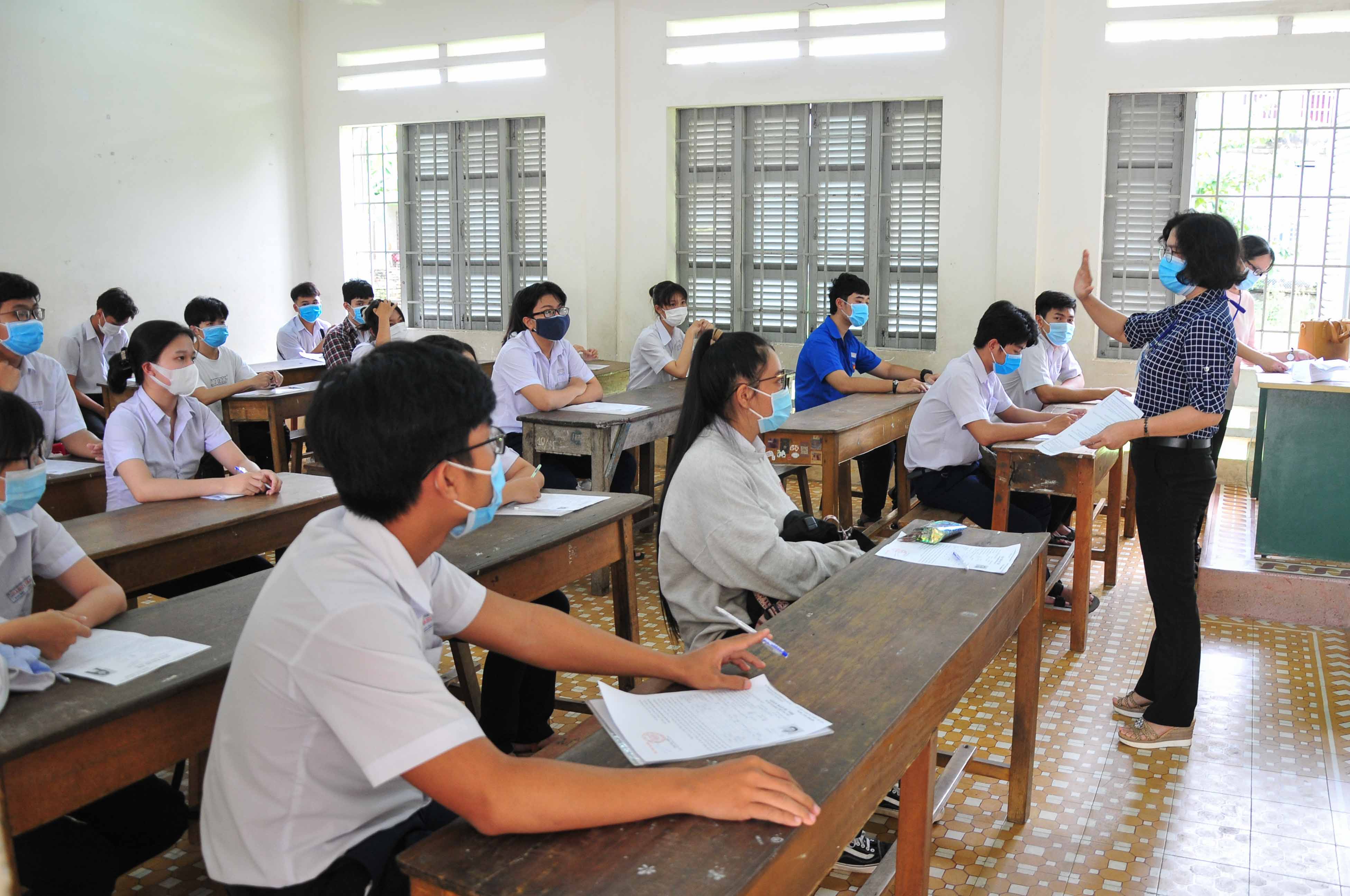 733 thí sinh Khánh Hòa được xem xét đặc cách tốt nghiệp THPT