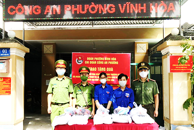 Công an tỉnh Khánh Hòa: Nhiệm vụ kép trong… bão dịch