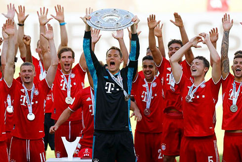 Chức vô địch Bundesliga 2021 – 2022 vẫn khó thoát khỏi tay gã khổng lồ Bayern Munich.