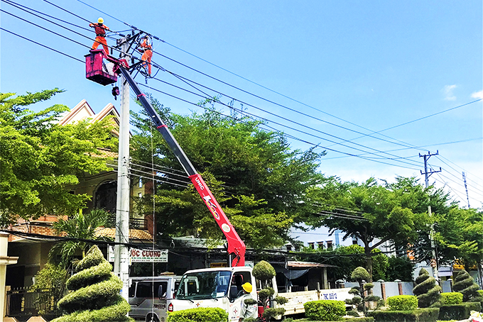 Điện lực Cam Ranh - Khánh Sơn: Thay 78km dây dẫn điện trên địa bàn