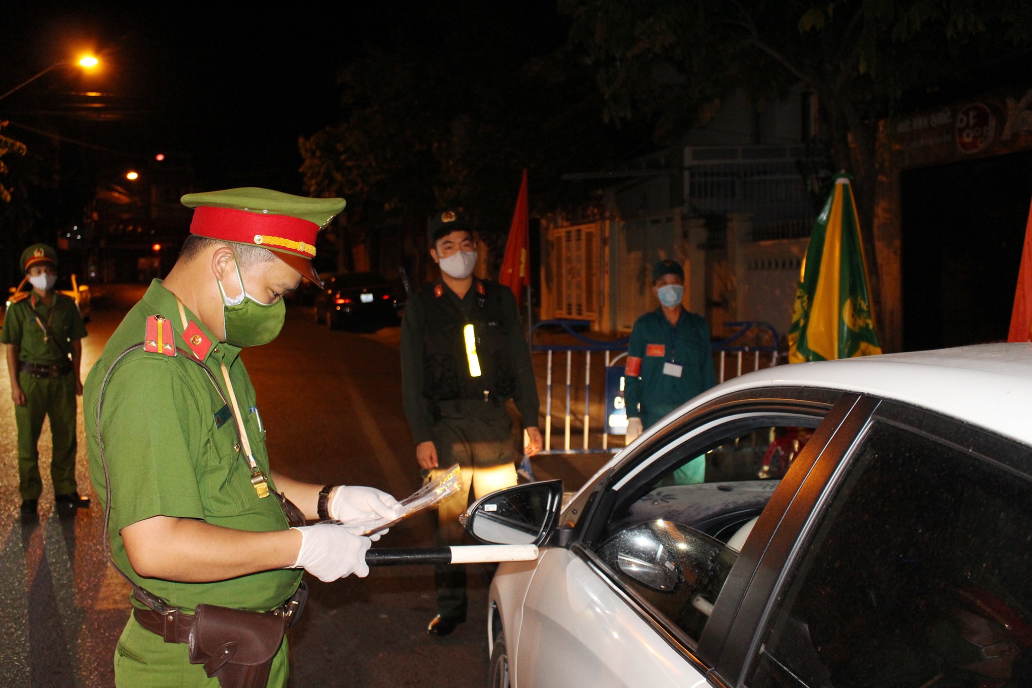 Nha Trang đã xử phạt hơn 1.900 trường hợp vi phạm quy định phòng, chống dịch