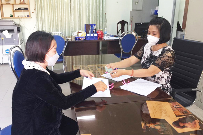 Tạo điều kiện cho phụ nữ khôi phục sinh kế