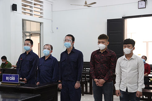 Nhóm tàng trữ, buôn ma túy lãnh án