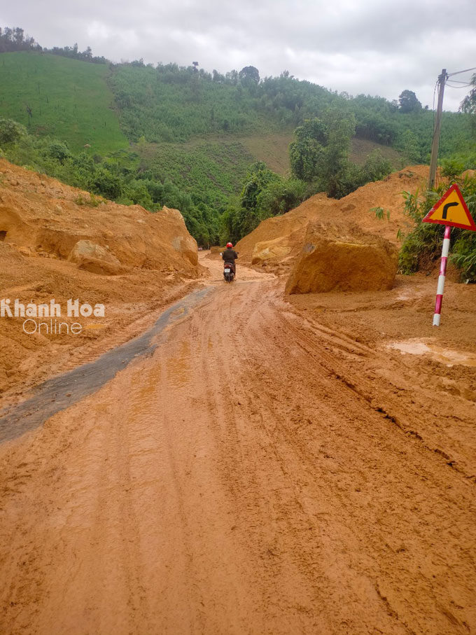 Đường Nha Trang - Đà Lạt đã thông tuyến