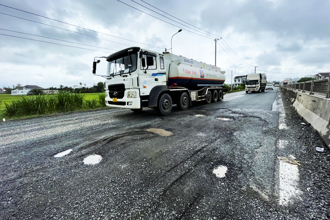 Phản hồi: Khẩn trương khắc phục hư hỏng trên Quốc lộ 1