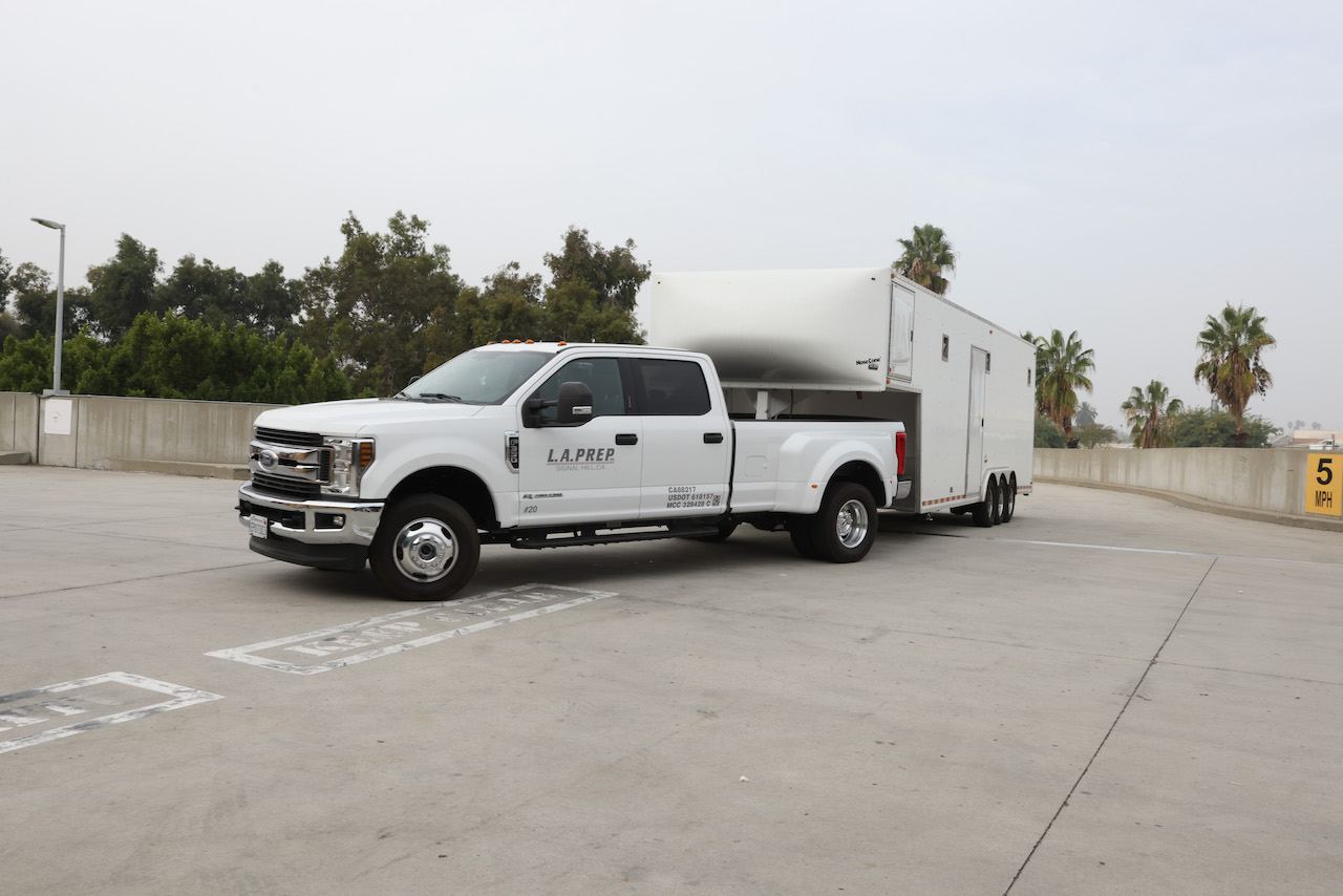 Cận cảnh hai mẫu xe điện VinFast vừa cập bến Los Angeles Auto Show