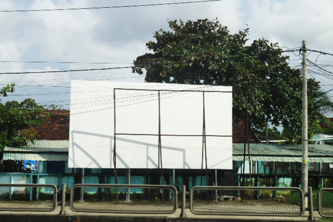 Cần làm mới pa nô tuyên truyền