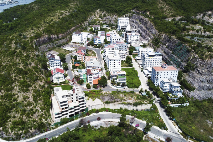 Nha Trang: Khẩn trương cưỡng chế các công trình vượt tầng