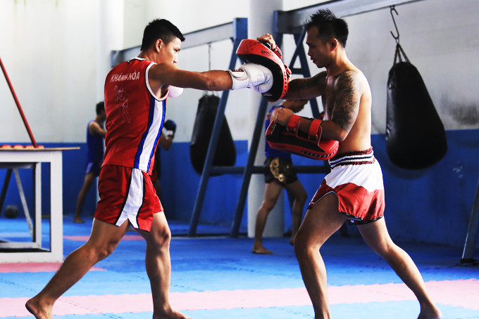 Khanh Hoa’s muay Thai team practicing