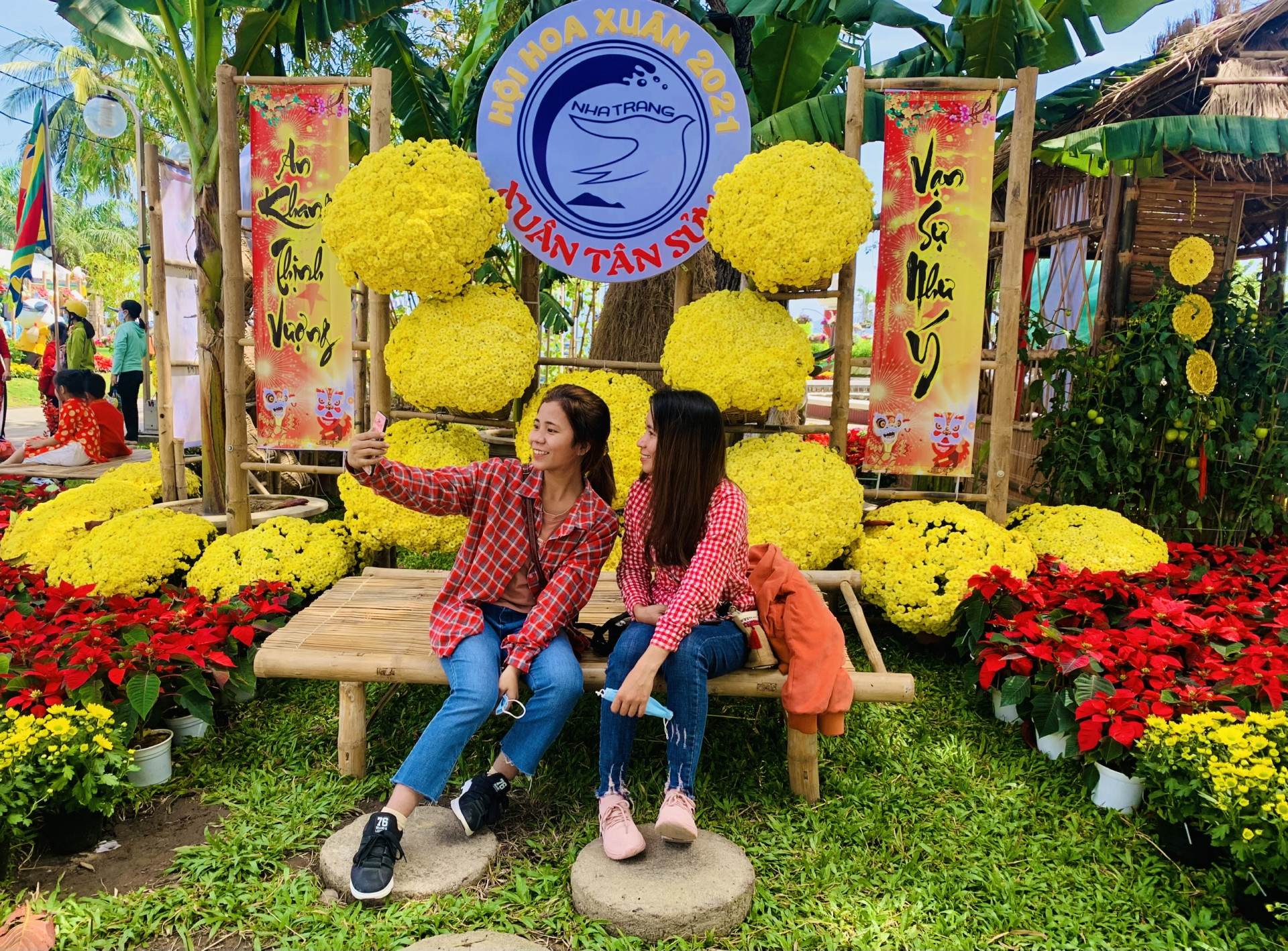 Hội hoa Xuân Nha Trang – Khánh Hòa là điểm tham quan, chụp ảnh lưu niệm của người dân và du khách trong những ngày đón Tết Nguyên đán.