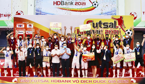 Thái Sơn Nam lần thứ 6 liên tiếp đăng quang chức vô địch.