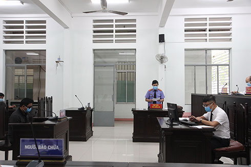 Đi tù vì chém khách hàng hung hăng