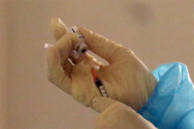 Khánh Sơn: Họp chỉ đạo công tác tiêm vắc xin phòng Covid-19