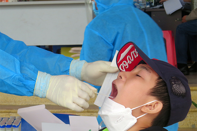 Từ 7 giờ đến 17 giờ ngày 22-12, Khánh Hòa ghi nhận thêm 530 ca dương tính với SARS-CoV-2