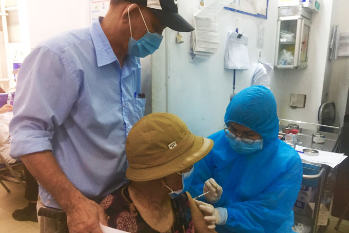 Đến 7 giờ ngày 24-12, Khánh Hòa có thêm 1.244 bệnh nhân Covid-19 đã được điều trị khỏi