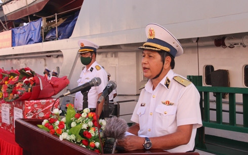 Chuẩn Đô đốc Ngô Văn Thuân phát biểu giao nhiệm vụ cho đoàn công tác.
