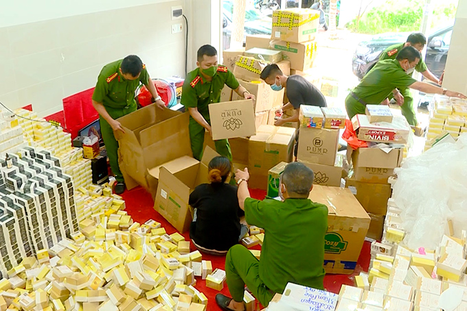 VIDEO: Phát hiện hơn 3.000 sản phẩm làm đẹp không rõ nguồn gốc