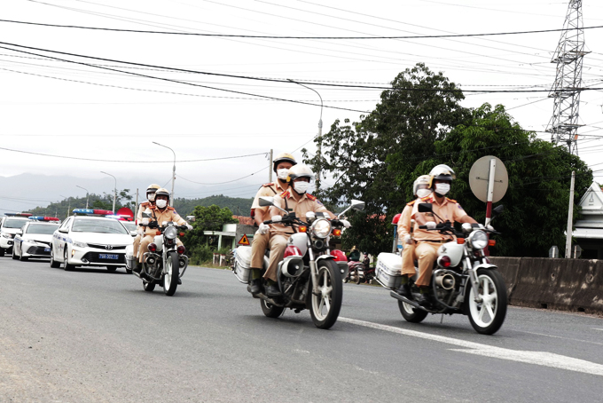 Công tác đảm bảo trật tự an toàn giao thông: Tín hiệu tích cực