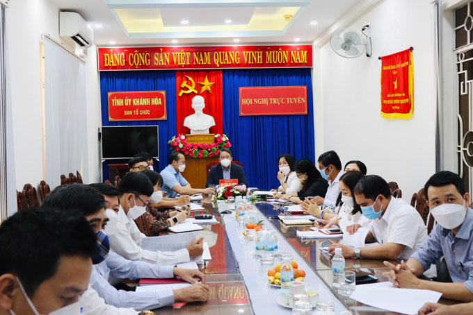 Bí thư Tỉnh ủy Nguyễn Hải Ninh chủ trì tại điểm cầu Khánh Hòa