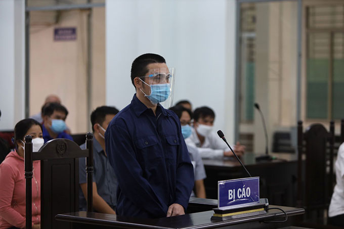 Đâm chết "người thứ ba" vì ghen