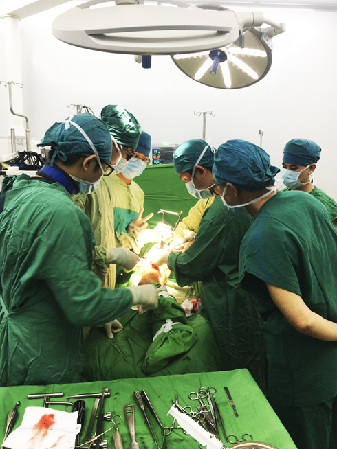 Sẵn sàng chăm sóc, điều trị bệnh nhân dịp Tết