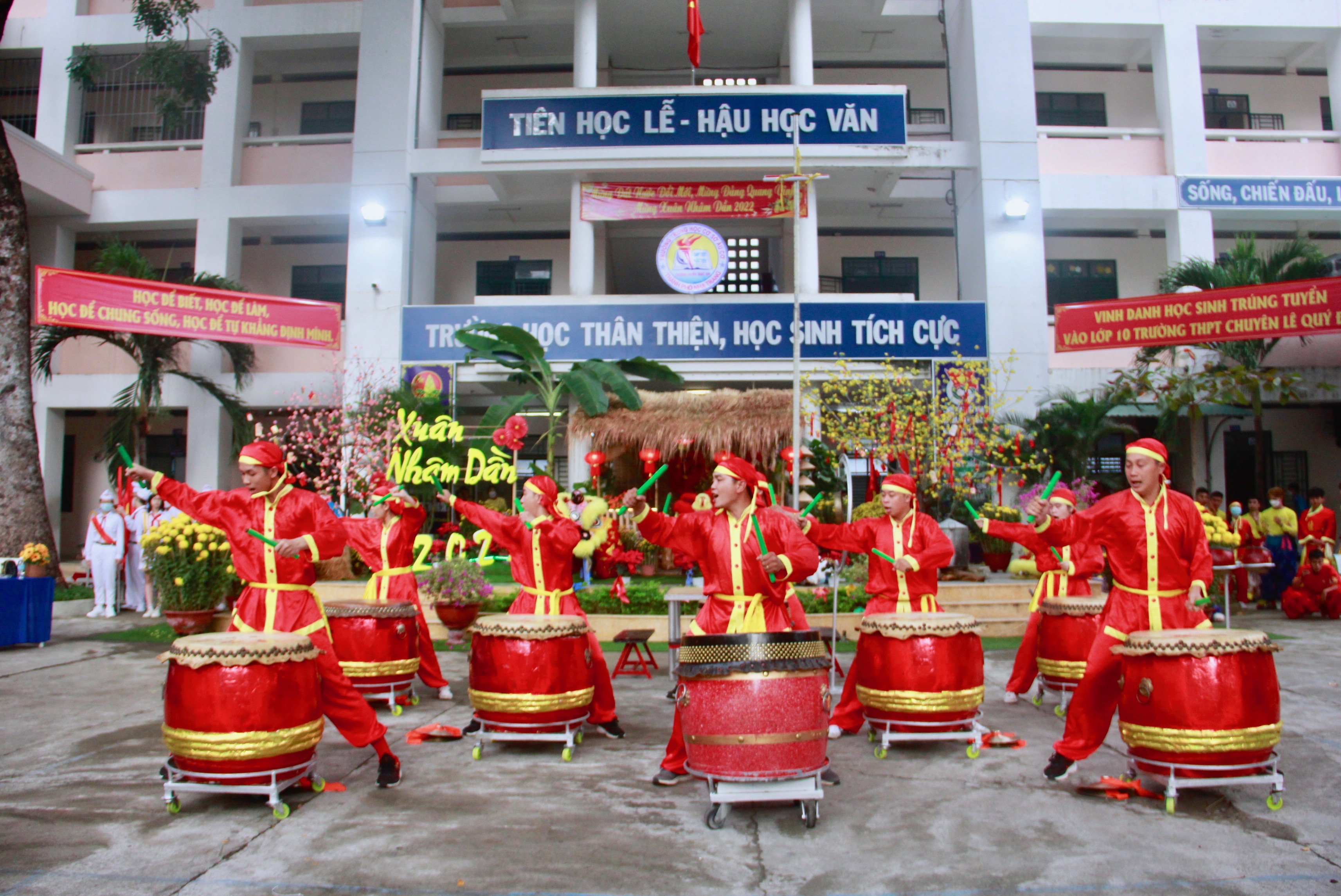 Trường THCS Âu Cơ tổ chức sinh hoạt ngoại khóa mừng Xuân Nhâm Dần