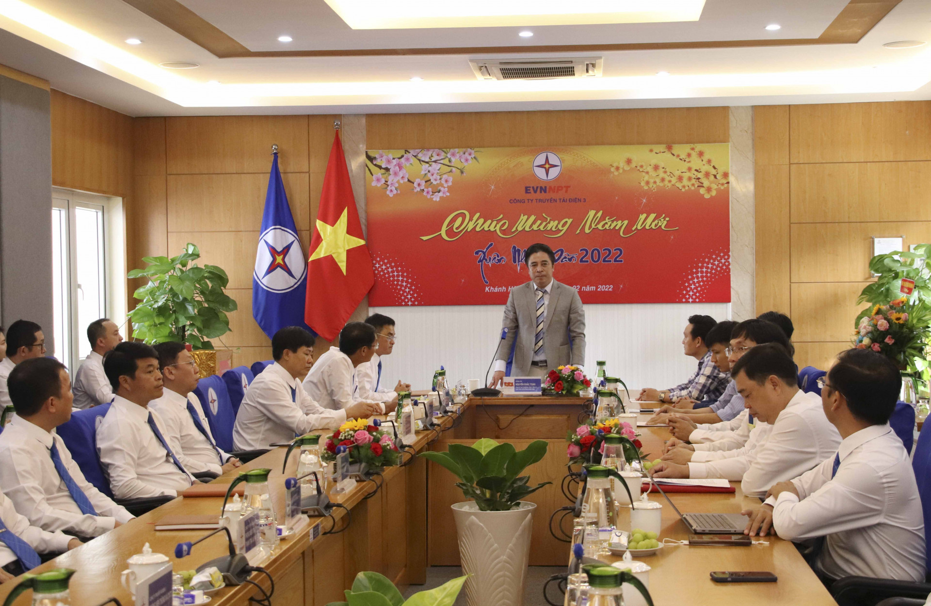 Ông Nguyễn Khắc Toàn phát biểu chỉ đạo tại lễ ra quân