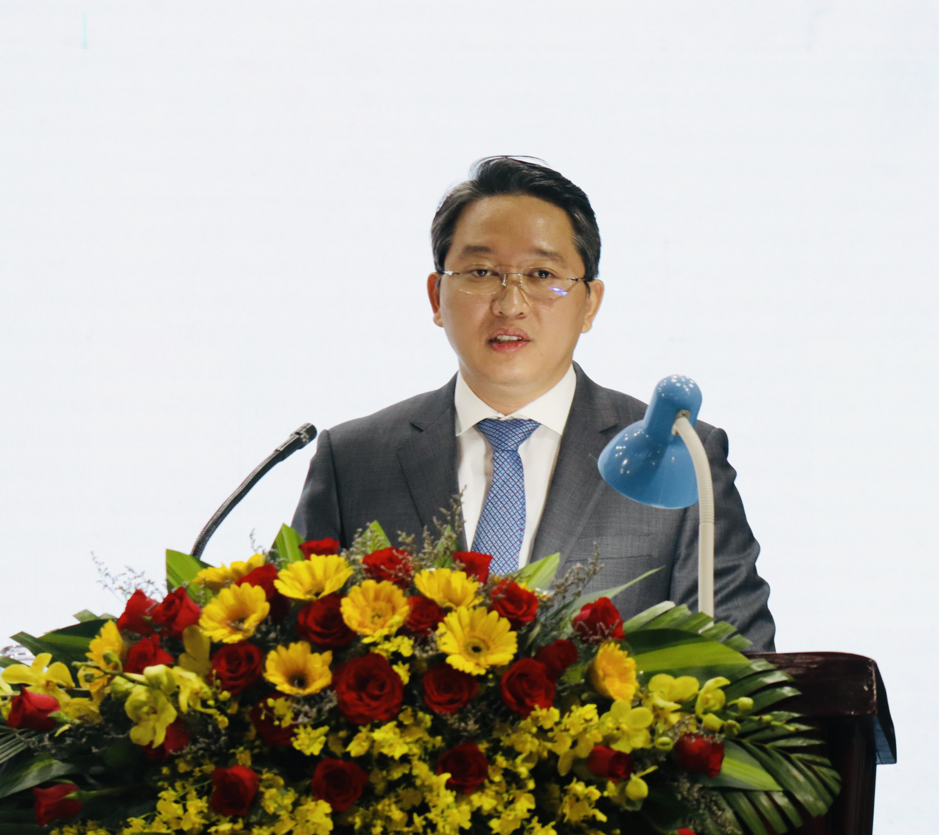 Bí thư Tỉnh ủy Khánh Hòa Nguyễn Hải Ninh quán triệt Nghị quyết 09 của Bộ Chính trị